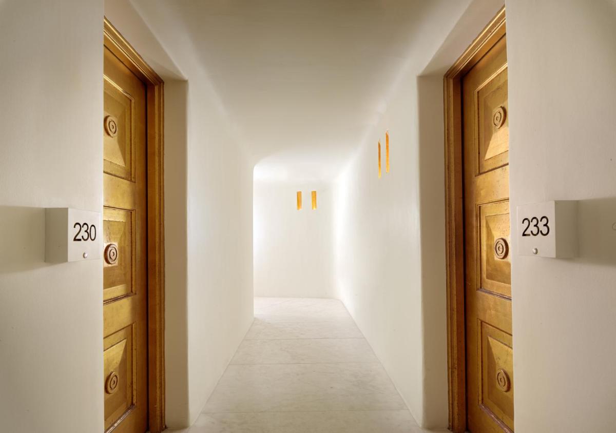 Cavo Tagoo Mykonos